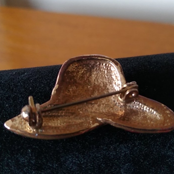 Red Hat Society 🌹 - Picture 3 of 5